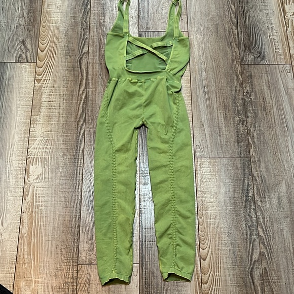 🥳HP🥳 NWOT Free People Movement Good Karma Onesie - Picture 7 of 11